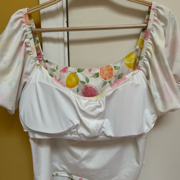 NWT Pink Desert XXXL Fun Fruit Cropped Top - Picture 8 of 11
